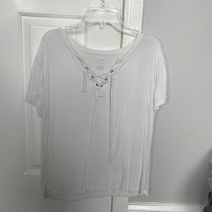 White American eagle “soft and sexy” teeshirt size small